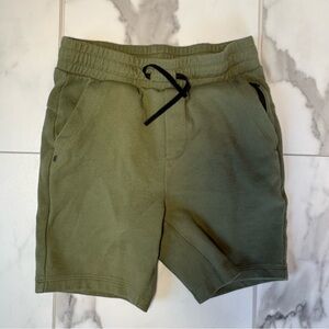 GapFit Active Boys Olive Green Shorts Size XL/12
